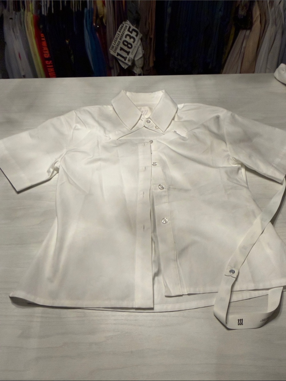 Maebe by Molly-Mae White Fitted Short-Sleeve Button-Down “Sasha” Shirt